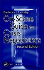 50036 - Lanceley, F.J. - On-Scene Guide for Crisis Negotiators. 2nd Edition