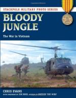 55235 - Evans, C. - Bloody Jungle. The War in Vietnam - Military Photo Series